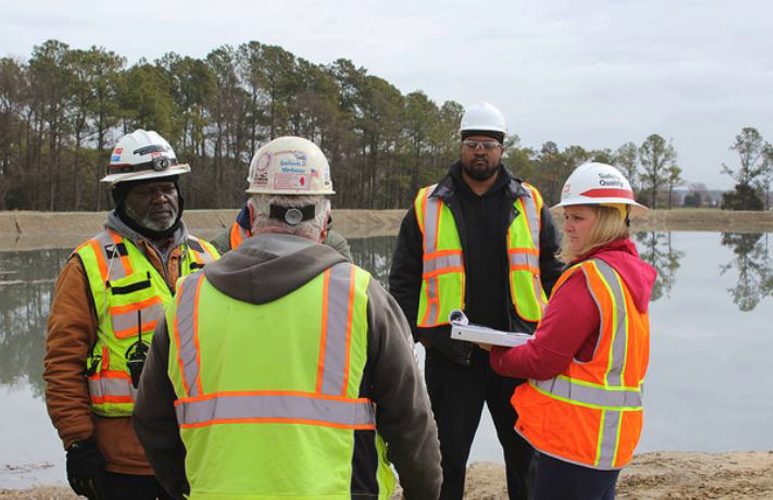Lead and Asbestos hazardous materials in construction online safety course for Government Construction and General Construction projects.