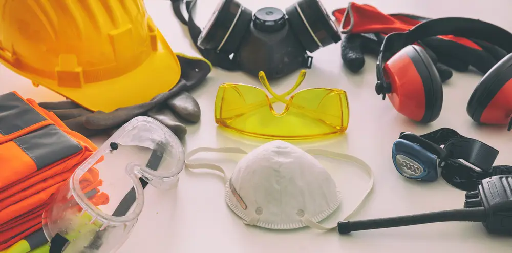 Respiratory protection gear, including a mask and filters, designed for safety and protection in hazardous environments."